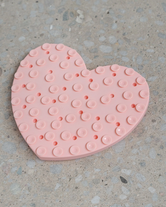 Dexypaws - Blush Pink Heart Enrichment Snuffle Mat