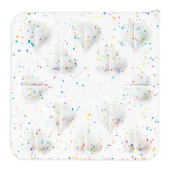 Messy Mutts - Silicone Bake & Freeze Treat Making Mold Heart Shaped