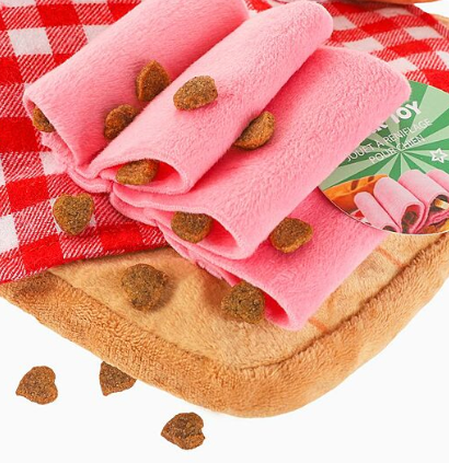 Hugsmart - Fuzzy Friendz Picnic Time Charcuterie Board