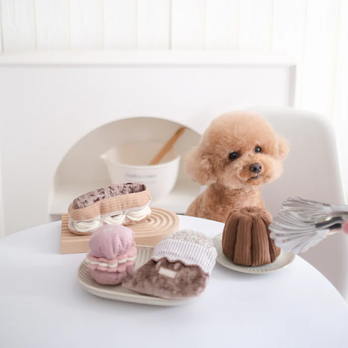 Lambwolf Collective - Eclair Dog Toy