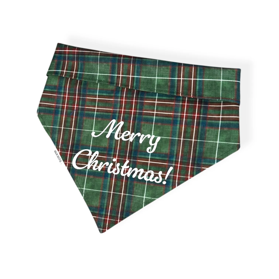 Collar Crazy Co – Merry Christmas Snap On Bandana