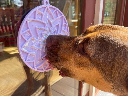 SodaPup - Lotus Design Enrichment Lick Mat with Suction Cups