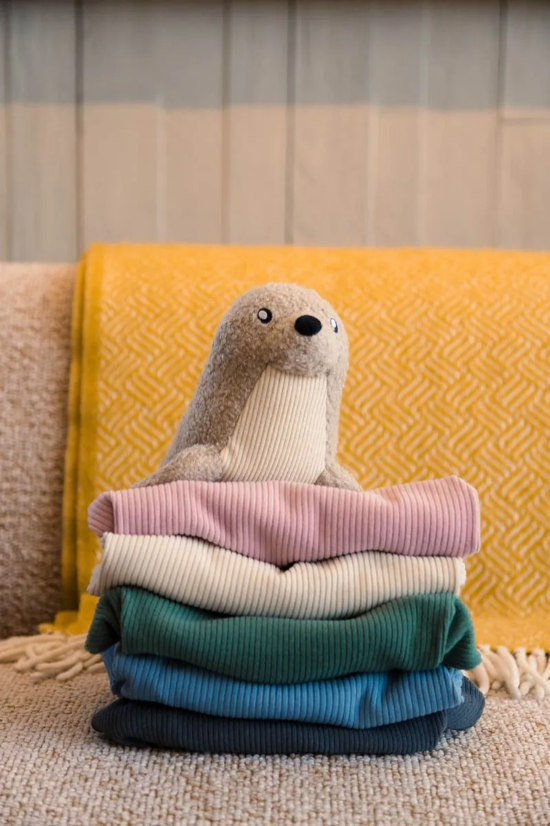 Fuzzyard Life - Sandstone Seal Dog Toy