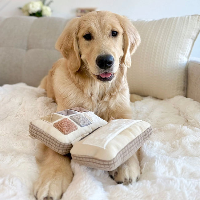 Lambwolf Collective - Eyeshadow Palette Dog Toy